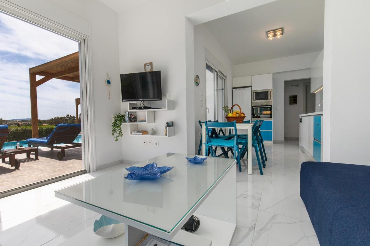 White Blue Villa Lakhania Exteriér fotografie