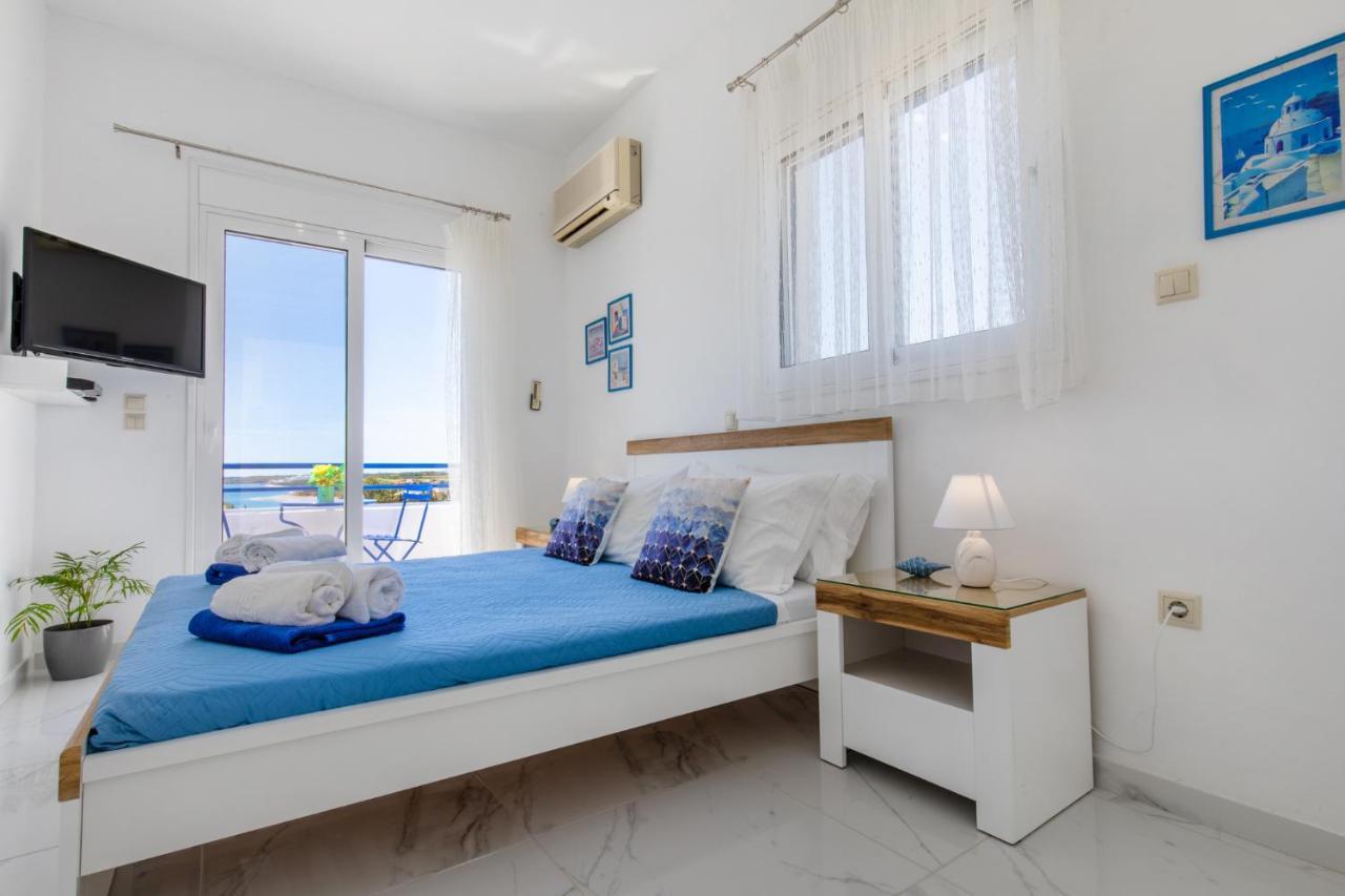 White Blue Villa Lakhania Exteriér fotografie
